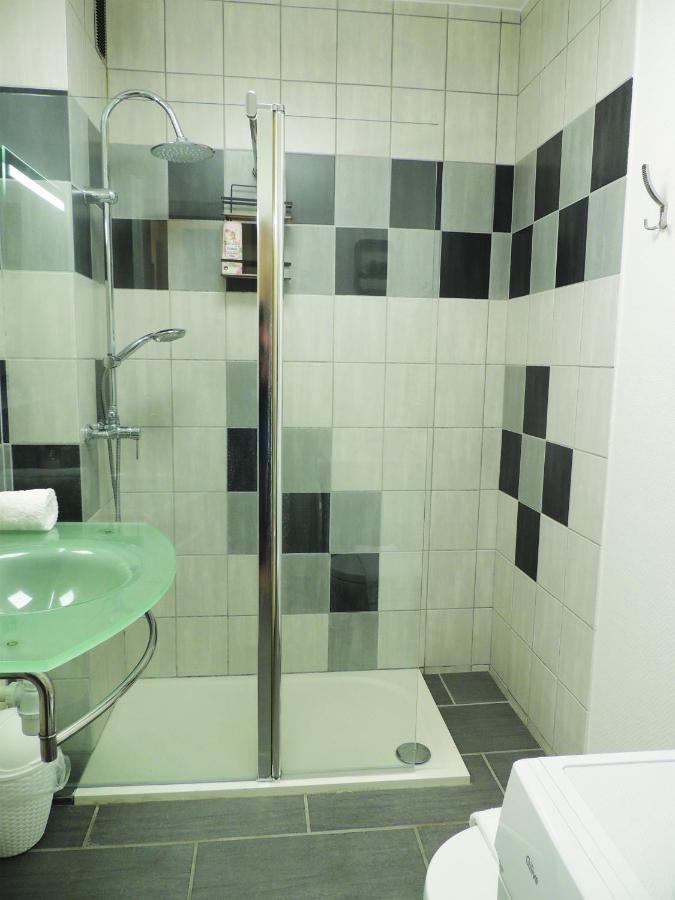Appart'Azur Haguenau - Hyper Centre Mairie - Parking Facile - Wifi - Lit Confort Kingsize Ngoại thất bức ảnh